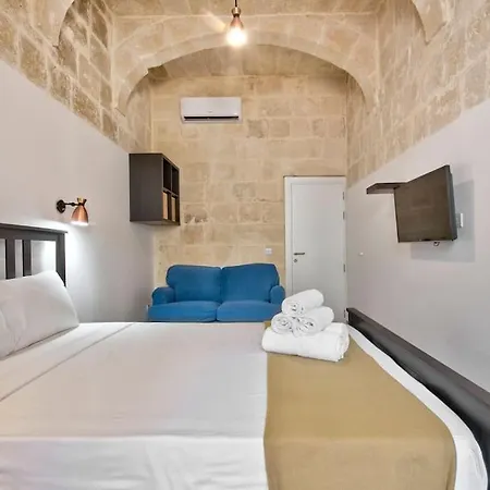 Διαμέρισμα Old 4 By Vallettastay *