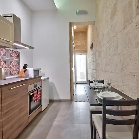 Old 4 By Vallettastay Apartment Valletta