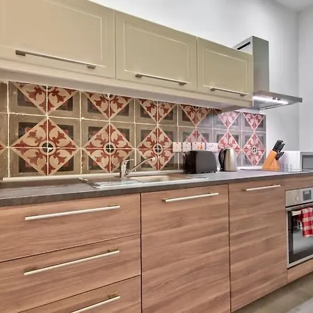 아파트 Old 4 By Vallettastay *