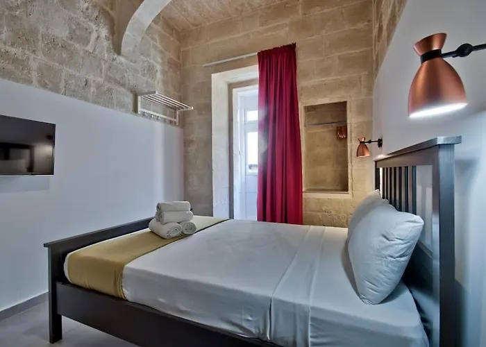 Old 4 By Vallettastay Valletta